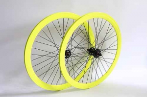 kerek_622_fixi_elso_hatso_neonsarga
